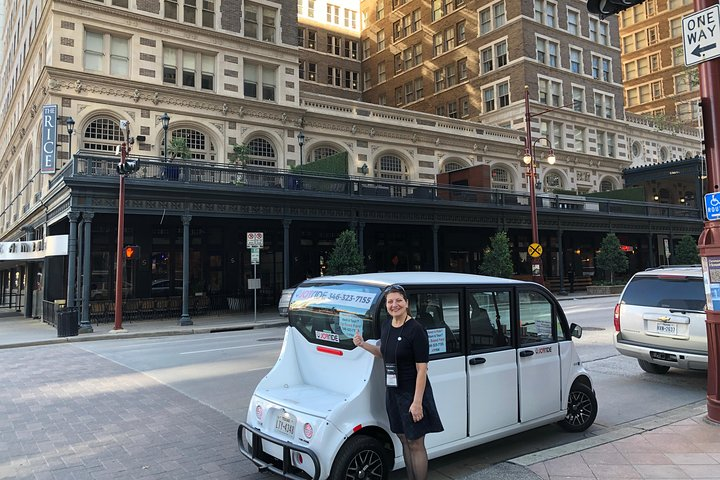 Private Sightseeing Cart Tour of Houston - Photo 1 of 6